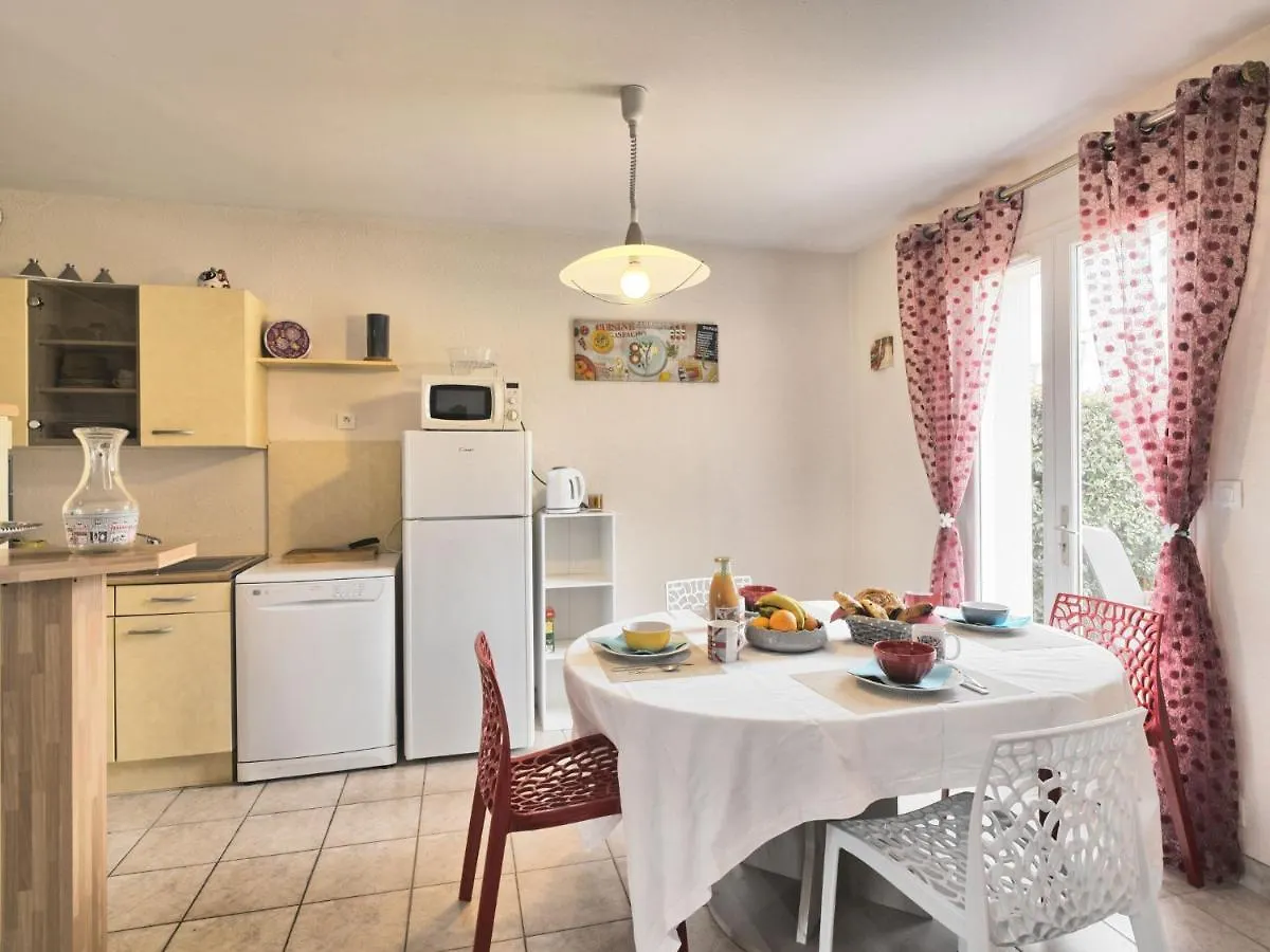 סן-ג'ילדה-דה-רוס Holiday Home Charme Des Govelins By Interhome