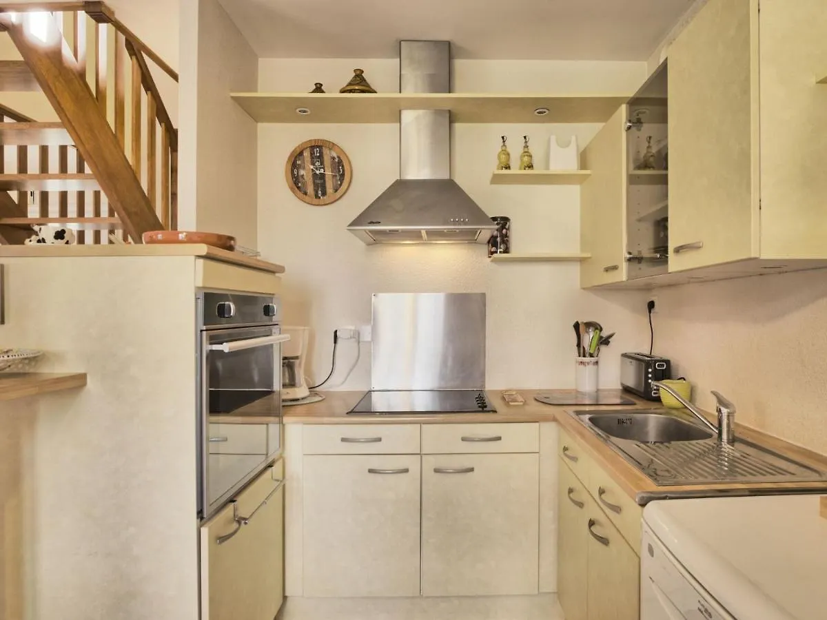 סן-ג'ילדה-דה-רוס Holiday Home Charme Des Govelins By Interhome